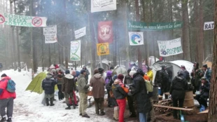 Apogeum protestu w Dolinie Rospudy, 26.02.2007. Fot. Krzysztof Worobiec, Stowarzyszenie Sadyba