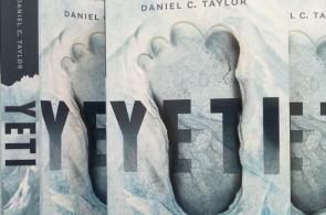 Miesięcznik Dzikie Życie poleca książkę Daniela C. Taylora „Yeti. Jak poszukiwania legendarnego człowieka śniegu uratowały Himalaje”