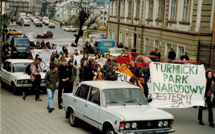 Pikieta za powołaniem Turnickiego Parku Narodowego w Przemyślu, czerwiec 1998 r. Fot. Janusz Korbel...