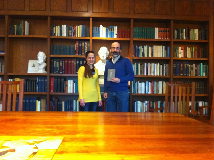 Jeffrey S. Cramer oraz Anna Patejuk w Bibliotece Instytutu Thoreau w Lincoln